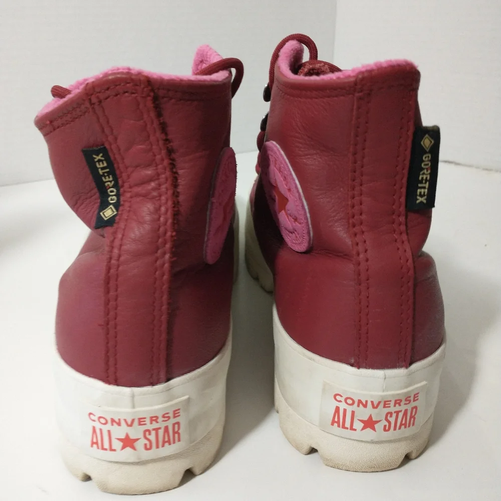 Chuck Taylor Gore-Tex High Top, Platform,‎ Lug Sneakers, Red And Pink, Size 8.5 - Picture 4 of 12
